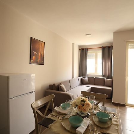 Dyrrah Seaside Apartments Durrës Eksteriør bilde